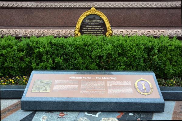 2024-05-04_Stone_01_Nilkanth Varni-The Ideal Yogi0001.JPG