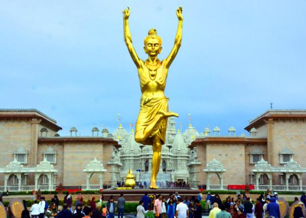 2024-05-04_Yogis Evolved & Created Beautiful Mandirs to Uphold These TraditionsAs an Expression of Their Spiritual Faith0001.JPG