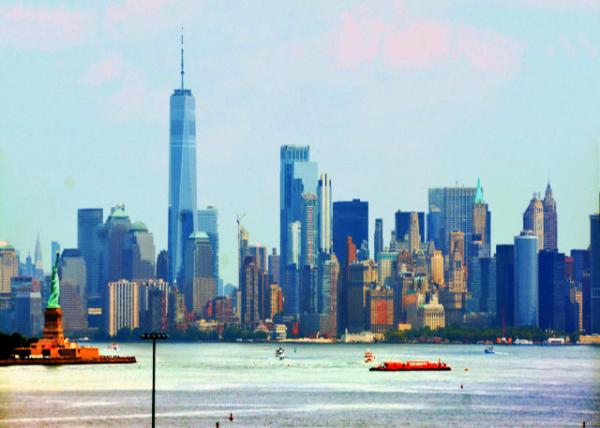 2024-08-06_00_Statue of Liberty & NYC Skyline0001.JPG