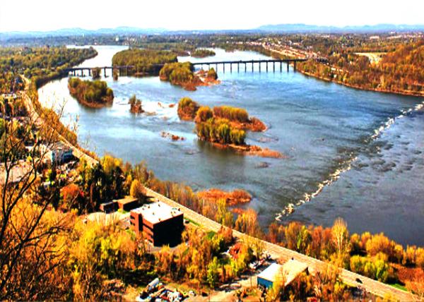 11-25-12_ Union Cannon on Cast Iron Carriage -20001.JPG