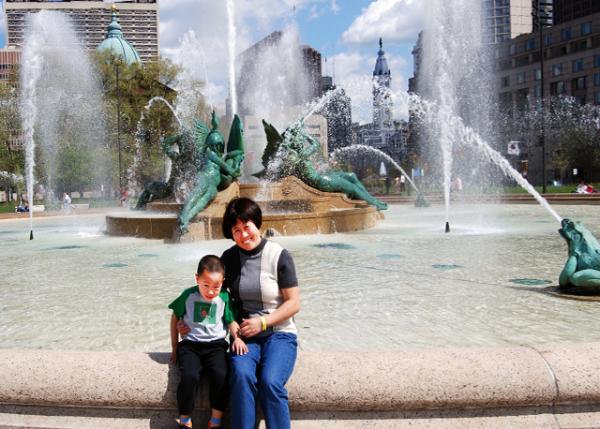 2007-04-29_Logan Sq-10001.jpg