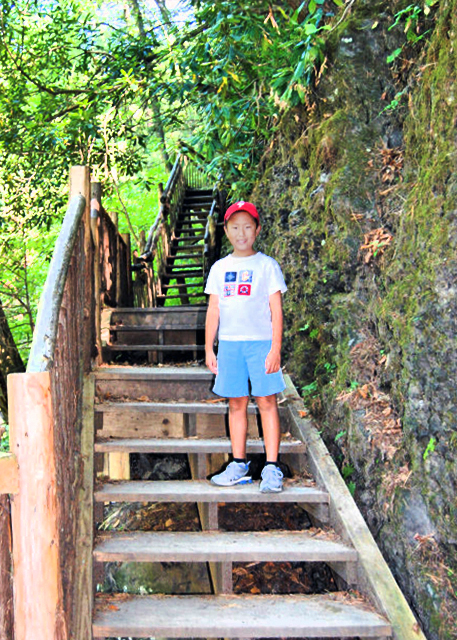 08-30-10_ Lover's Nook_Boardwalk Steps for Miles ʰ-4.JPG
