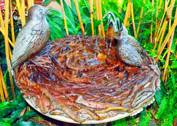 2014-12-25_Indoor Children's Garden_Bird Nest Fountain Ȫ.JPG