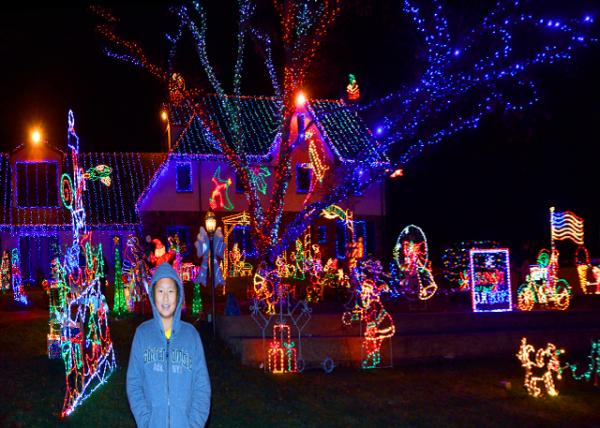 12-26-14_Little Elves'Miniature0001.JPG