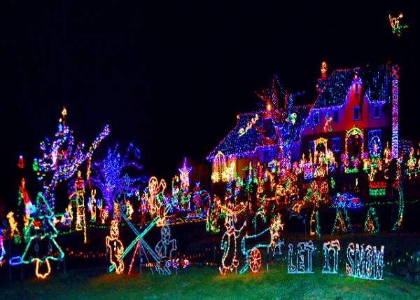 2014-12-26_Let It Snow @ 1320 E. Butler Pike_ Amblerѩ-130001.JPG