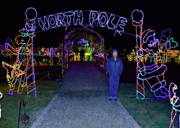 12-26-14_Light Up A Life-40001.JPG