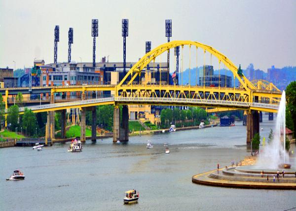 2016-05-29_Bridge_Fort Duquesne over Allegheny River ո϶ſϱ0001.JPG
