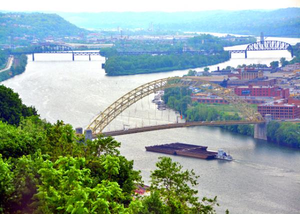 2016-05-29_Bridge_West End over Ohio R β-10001.JPG