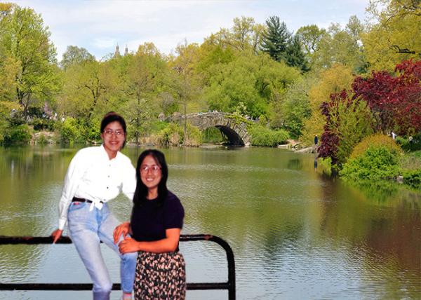 1994-05-07_Central Park_Lake_Gapstow Bridge over the Pond w a Schist Structure Built in 1896-10001.jpg