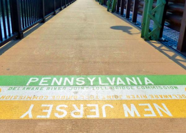 2016-11-12_Border Line on New HopeCLambertville Bridge between NJ-PA ϣάݽ0001.JPG