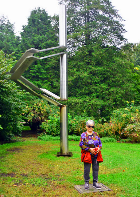 1763220440339561.jpg 2021-10-05_Sculpture_3 Tubes by Israel Hadany0001.JPG