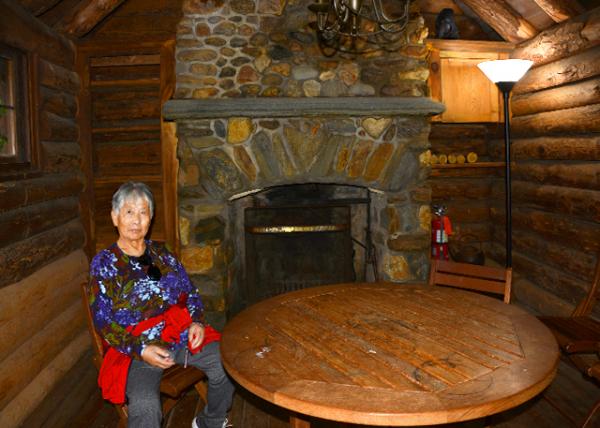 2021-10-05_Log Cabin-20001.JPG