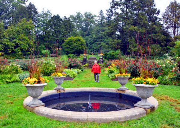 2021-10-05_Rose Garden-10001.JPG