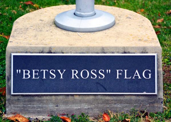 2021-11-21_Washington Crossing Monument_Betsy Ross Flag Base0001.JPG
