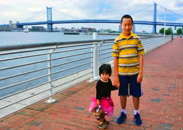 2013-06-23_Benjamin Franklin Bridge over the Delaware River ϱִ-10001.JPG