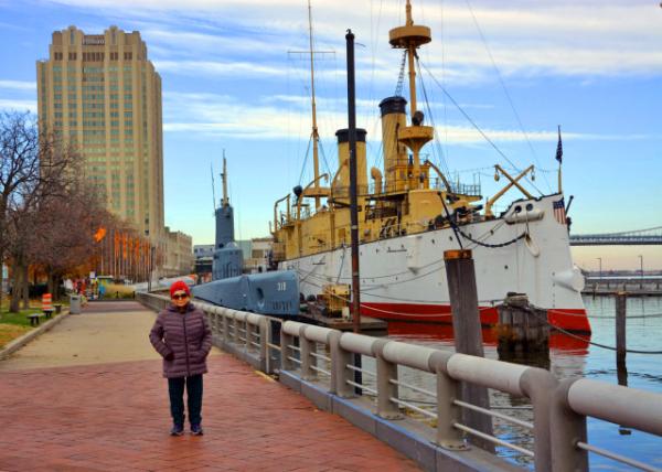 2021-12-04_USS Submarine Becuna-USS Cruiser Olympia-10001.JPG