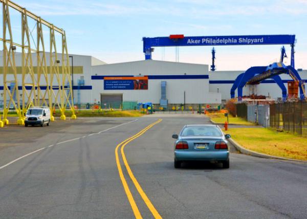 2021-12-04_Aker Philadelphia Shipyard_Paint & Blast0001.JPG