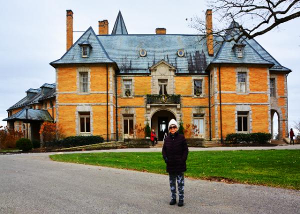 2021-12-15_Roman Brick & Limestone French Country Estate Home in Beaux Arts Style-10001.jpg