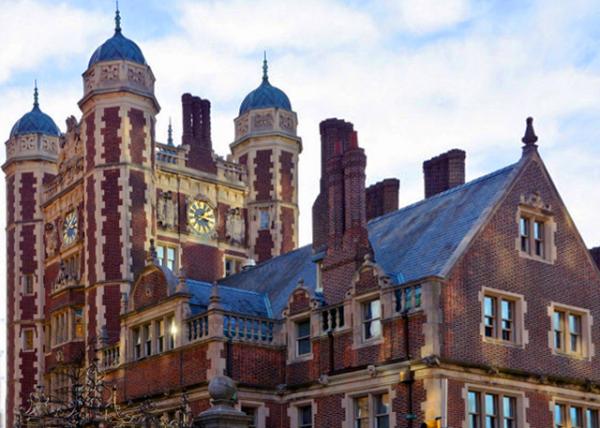 2021-12-19_Quadrangle Dormitories_Provosts' Tower (1912)0001.JPG