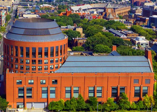 2021-12-19_Huntsman Hall_the Wharton School's Main Bldg-10001.JPG