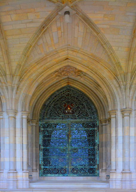2021-12-15_Grisaille Windows of Geometric Design and Pearl-Like Translucency which Fill the Cathedral w Light0001.JPG