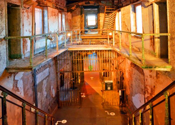 2021-12-26_Cellblock 6_ 2-Story Cell Blocks_ the Largest & Most Expensive Public Structure ever Erected-20001.JPG