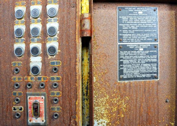 2021-12-26_Death Row Cellblock_Electric Panel0001.JPG