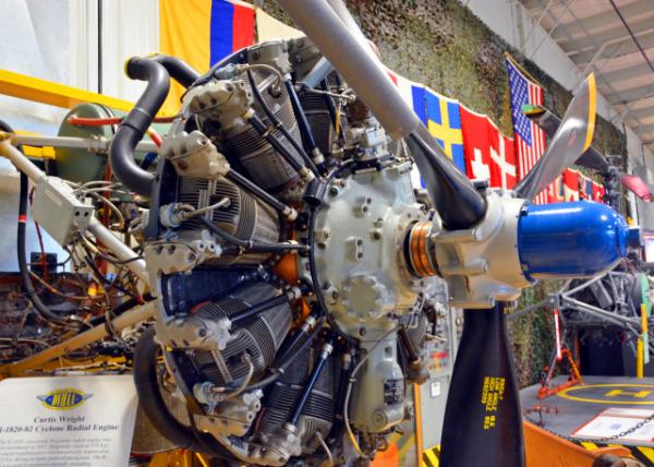 2021-12-29_Curtis Wright R-1820-82 Cyclone Radial Engine-10001.JPG