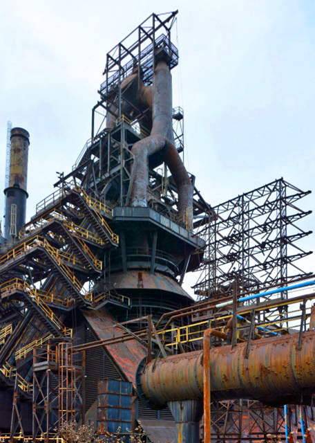 1763782445699885.jpg 2022-01-02_Loading of Iron Ore & Limestone in Transfer Cars & Coke Delivered by Hopper Cars-70001.JPG