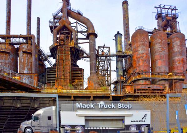 2022-01-02_Mack Truck Stop0001.JPG