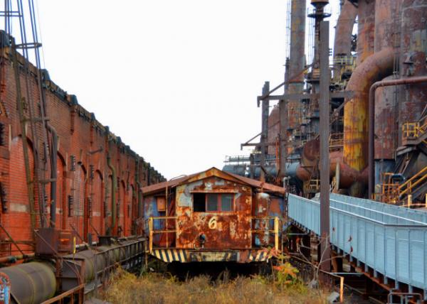 2022-01-02_01_After a decline in the American steel industry and other problems leading to the bankruptcy in 2001_ the company was dissolved and the remaining assets sold to International Steel0001.JPG