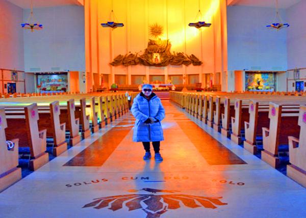 2022-02-01_Upper Level_Nave & Altar-10001.JPG