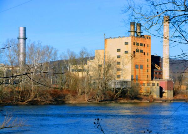 2022-02-11_Holland_ NJ_E H Werner Power Plant-10001.JPG