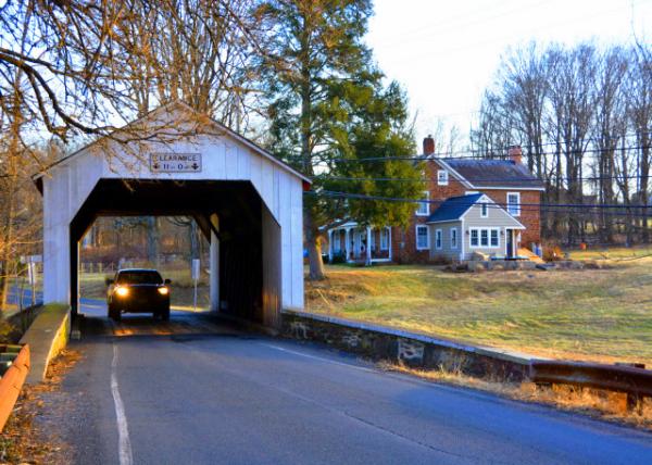 2022-02-11_Erwinna Covered Bridge (1871) in Lattice-type Construction0001.JPG