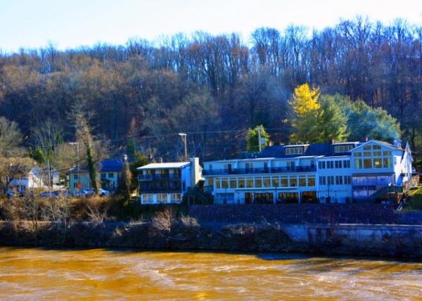 2022-02-20_Black Bass Hotel Built in the Early 1740s by Delaware River & Canal0001.JPG