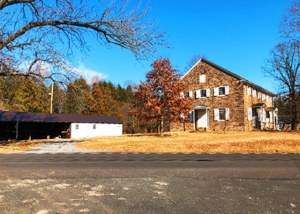 2022-02-21_House_Meetinghouse Rd @ Creamery Rd0001.JPG