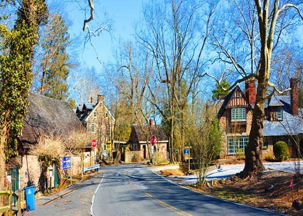 2022-02-27_A Cluster of Historic Stone Bldgs Reminiscent of an 18th-Century European Village0001.JPG