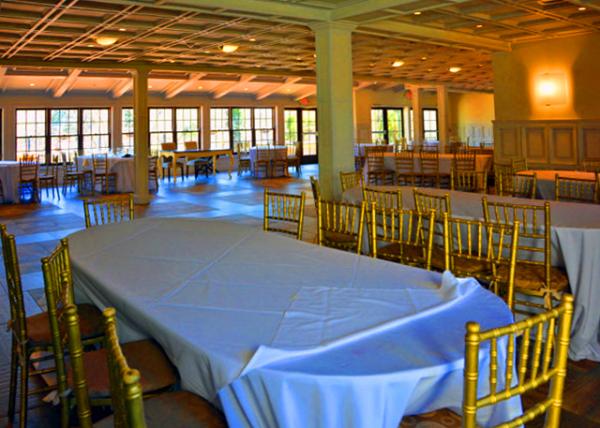 2022-02-27_Hotel du Village (White Oaks)_Dining Hall0001.JPG