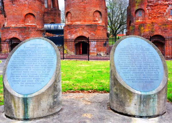 2022-03-25_A Placard of Discovery of Portland Cement0001.JPG