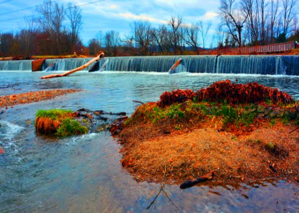 2022-03-25_Dam_ a Scenic Man-made Waterfall-30001.JPG