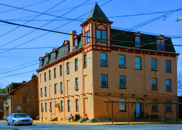 2022-04-02_Americana Hotel (1852)-Silver Manor Nursing Home @ 2 Front St0001.JPG