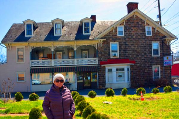 2022-04-02_La Herencia El Camacho @ 7 Lehigh St0001.JPG