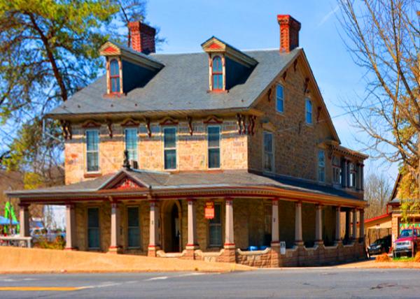 2022-04-02_Biery's Port Antiques @ 2 Race St0001.JPG