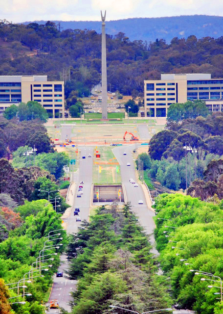 01-05-10_ Canberra Centenary Column @ Vernon Circle ũת0001.JPG