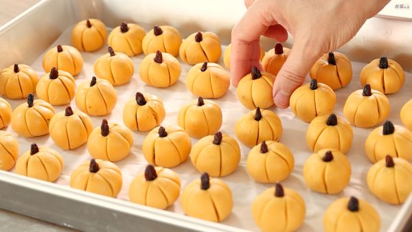 1764214438444400.jpg 封面60博文.jpg