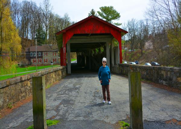 2022-04-13_Falling out of Fashion for Pragmatic Reasons_Back0001.JPG