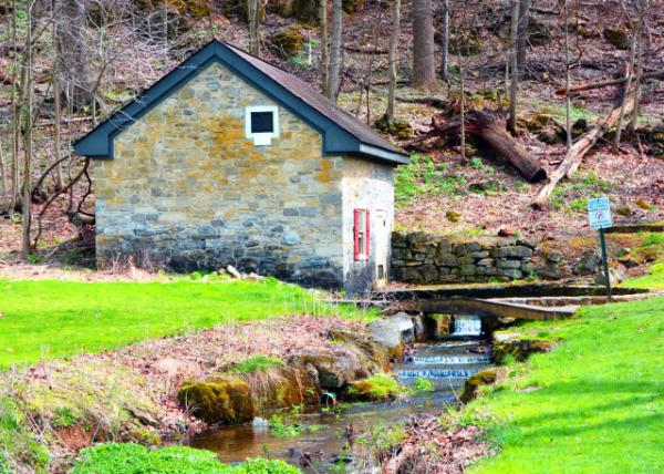 2022-04-13_Stone Cabin0001.JPG