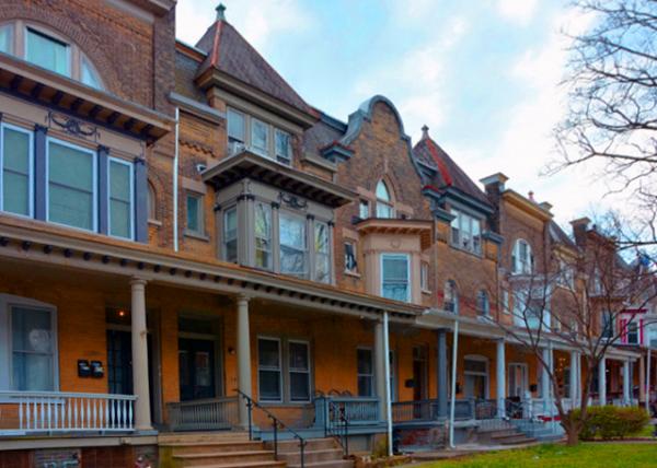 2022-04-13_A Mixture of Front Yards and Porches0001.JPG