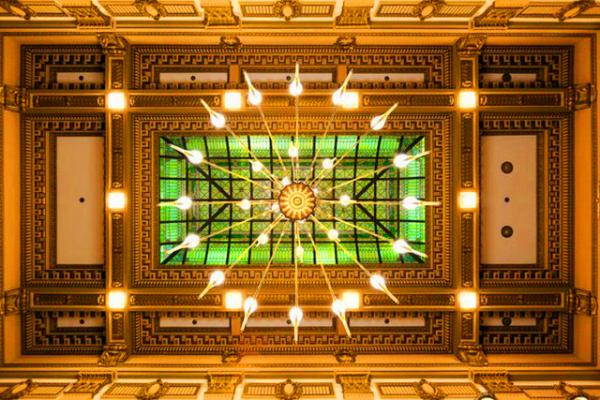 2022-04-13_Vault 634 (Lehigh Valley Trust Bldg 1886) w  Authentic Hess Crystal Chandeliers-20001.JPG