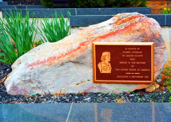 2022-04-13_Lehigh County Courthouse_In Honor of Women Veterans of Hehigh County Who Served in teh Military of the USA0001.JPG